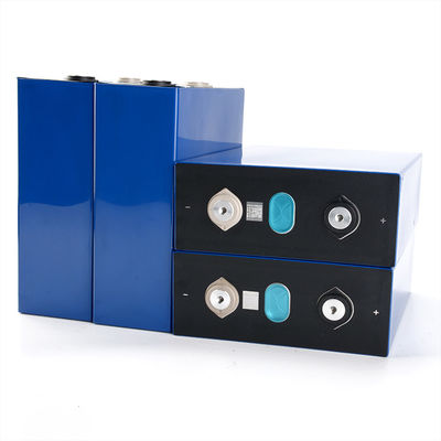 EVE 280Ah 3,2 V cellule prismatique LiFePO4 de catégorie A pour véhicules guidés automatiquement
