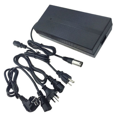 Chargeur de batterie au lithium Li-ion 36V Lifepo4 42V 10A Chargeur rapide