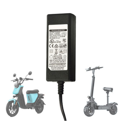 Le chargeur de batterie Lifepo4 pur PC de 12 V est de 14,6 V 2A 6A 7A 10A 20A